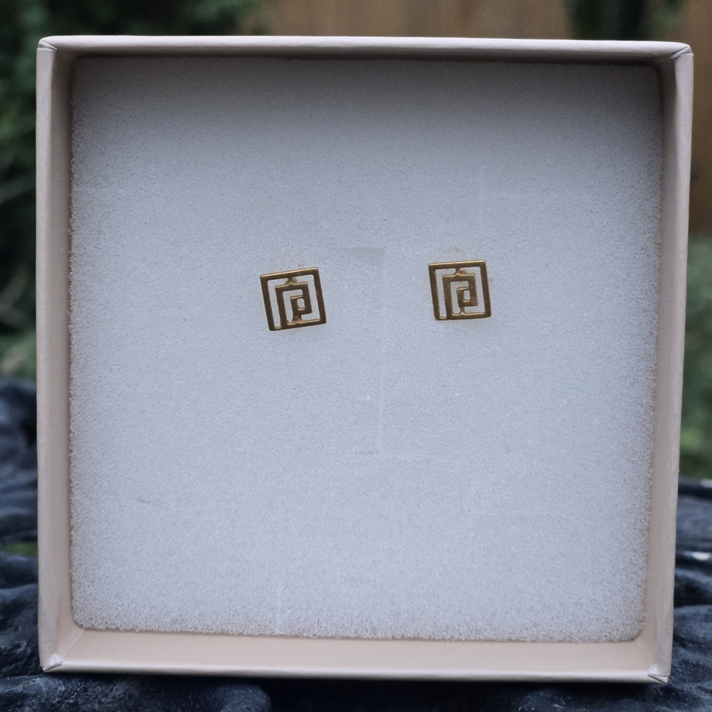 Elegant Greek Key Gold Geometric Stud Earrings 1/4 Of An Inch